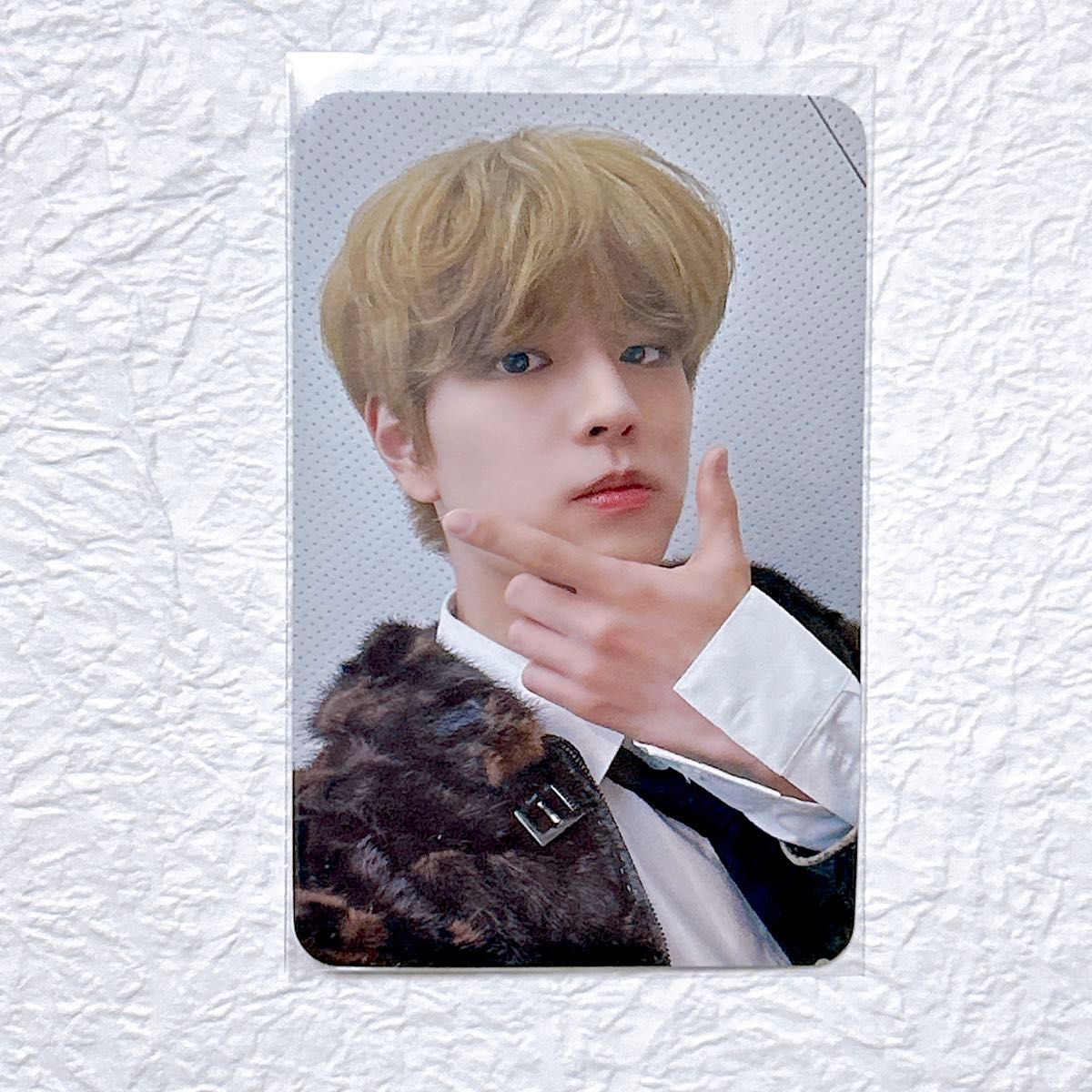 ILLIT アイリット ウォンヒ yzy yizhiyu ヨントン 1 0 トレカ｜Yahoo