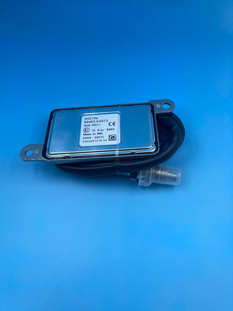 日野プロフィアNoxセンサー 89463-E0601 89463-E0621未使用セット