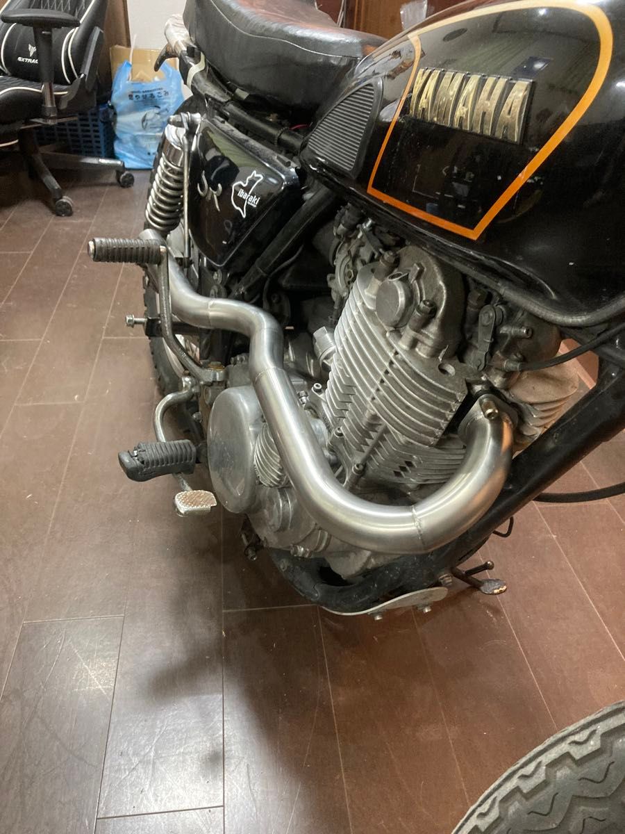 sr400 かち上げマフラー ワンオフ チョッパー ボバー ハーレー