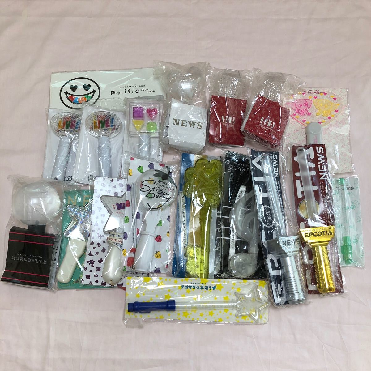GLAY JIRO3点セット (すわりんこ ショットグラス くるくるペン)｜Yahoo