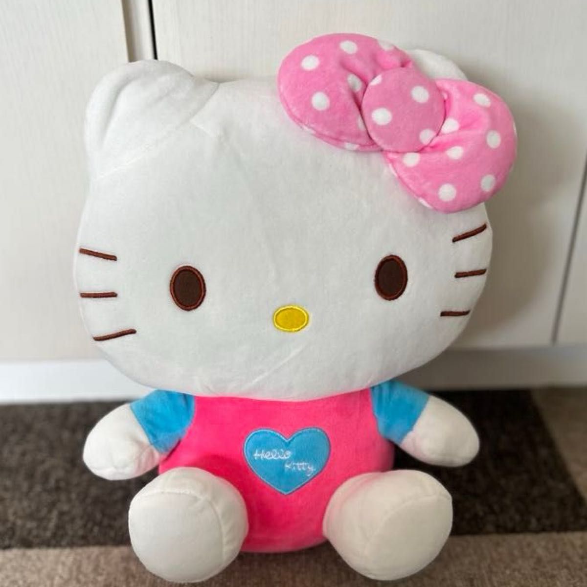 送料無料へ変更致しました/USJ/スムーチュ/ハローキティ/ぬいぐるみ