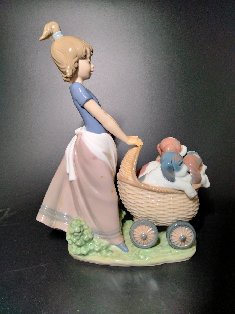 リヤドロ リヤドロ LLADRO 子犬たちとお散歩 5364 フィギュリン 陶器