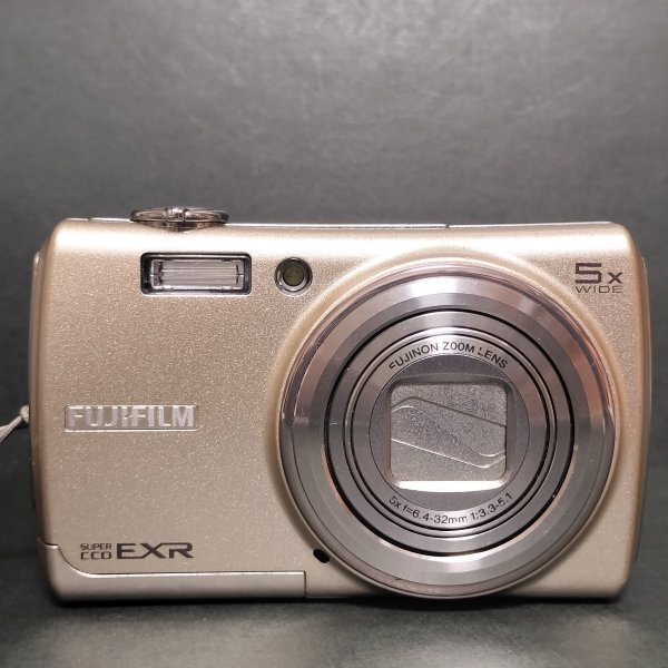 富士フイルム FinePix F200EXR オークション比較 - 価格.com
