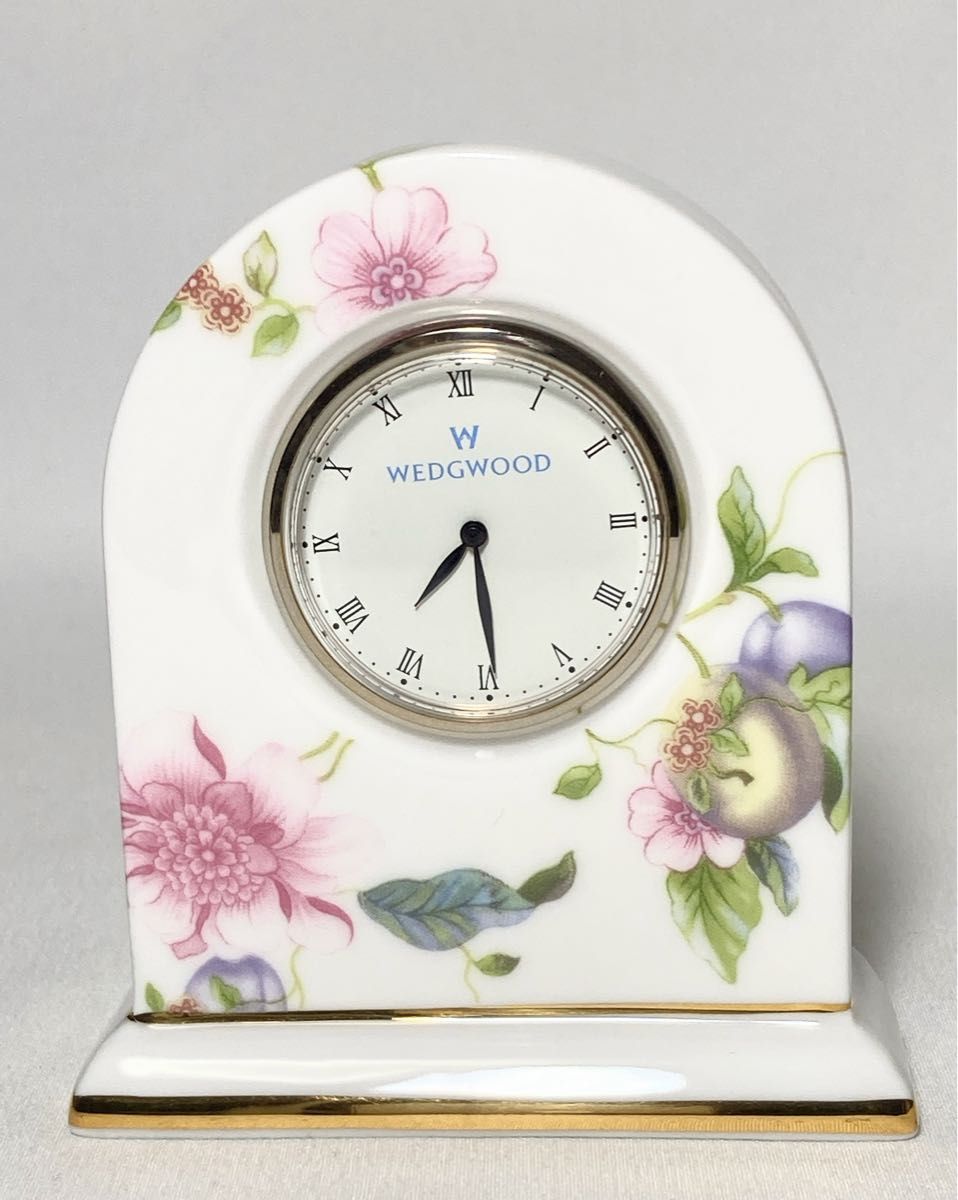 新品未使用 奈良美智 パタパタクロック WALK ON ホワイト 置時計 Nara