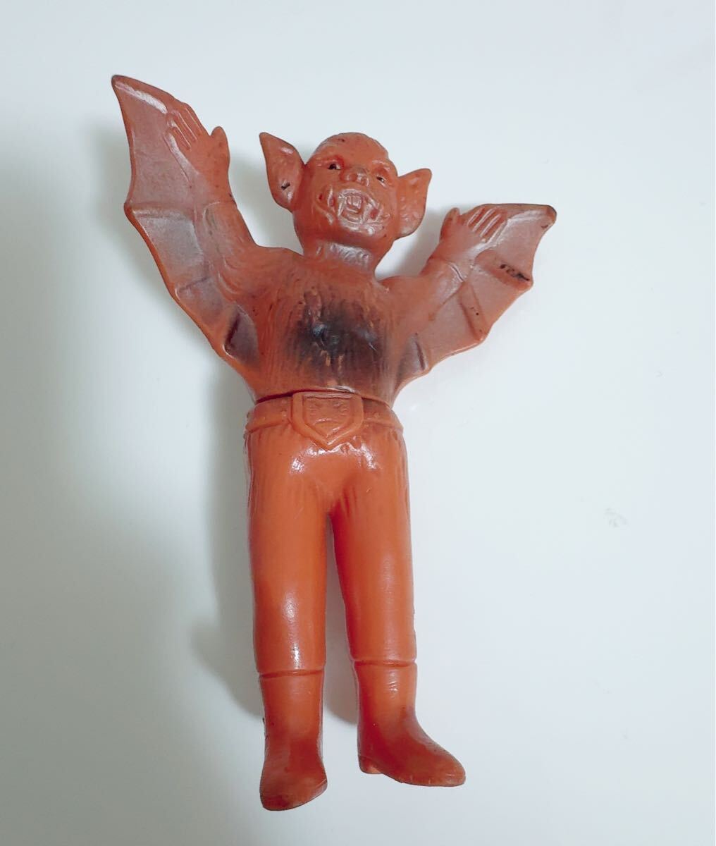 Yahoo!オークション -「コウモリ男」(ソフビ) (ビンテージ)の落札相場