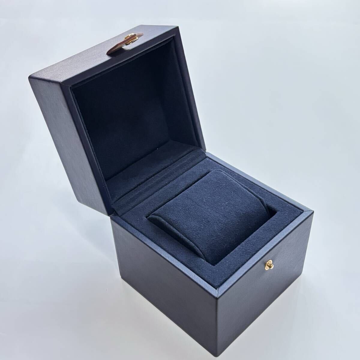 Yahoo!オークション -「ルイヴィトン 空箱」の落札相場・落札価格