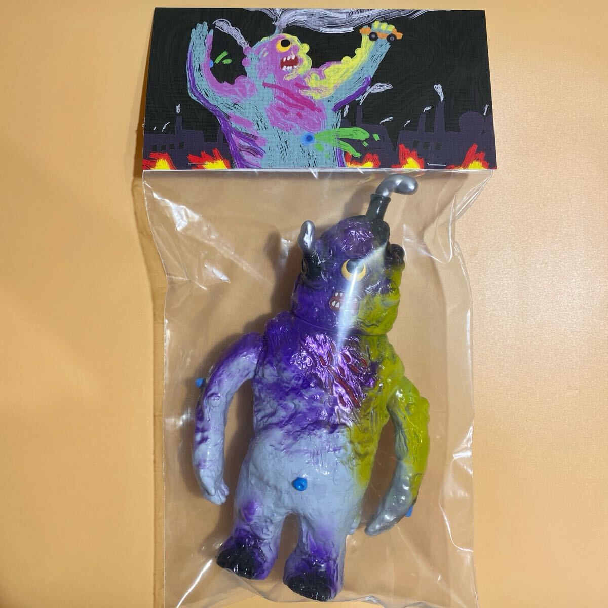 Yahoo!オークション -「a.a.a. vinyl toys」の落札相場・落札価格