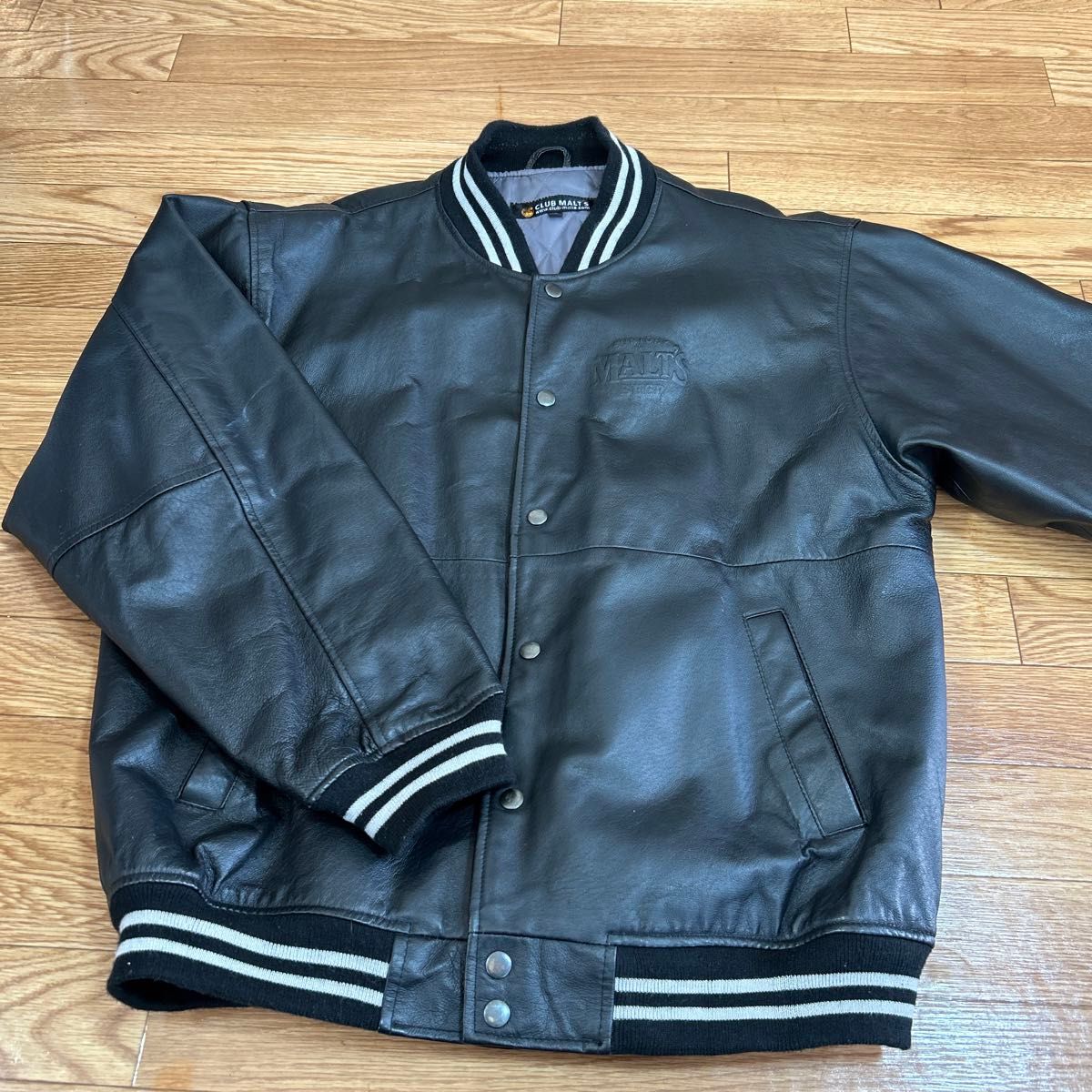 ちいかわ ハチワレ スタジャン アベイル 3L 5L 6L アウター