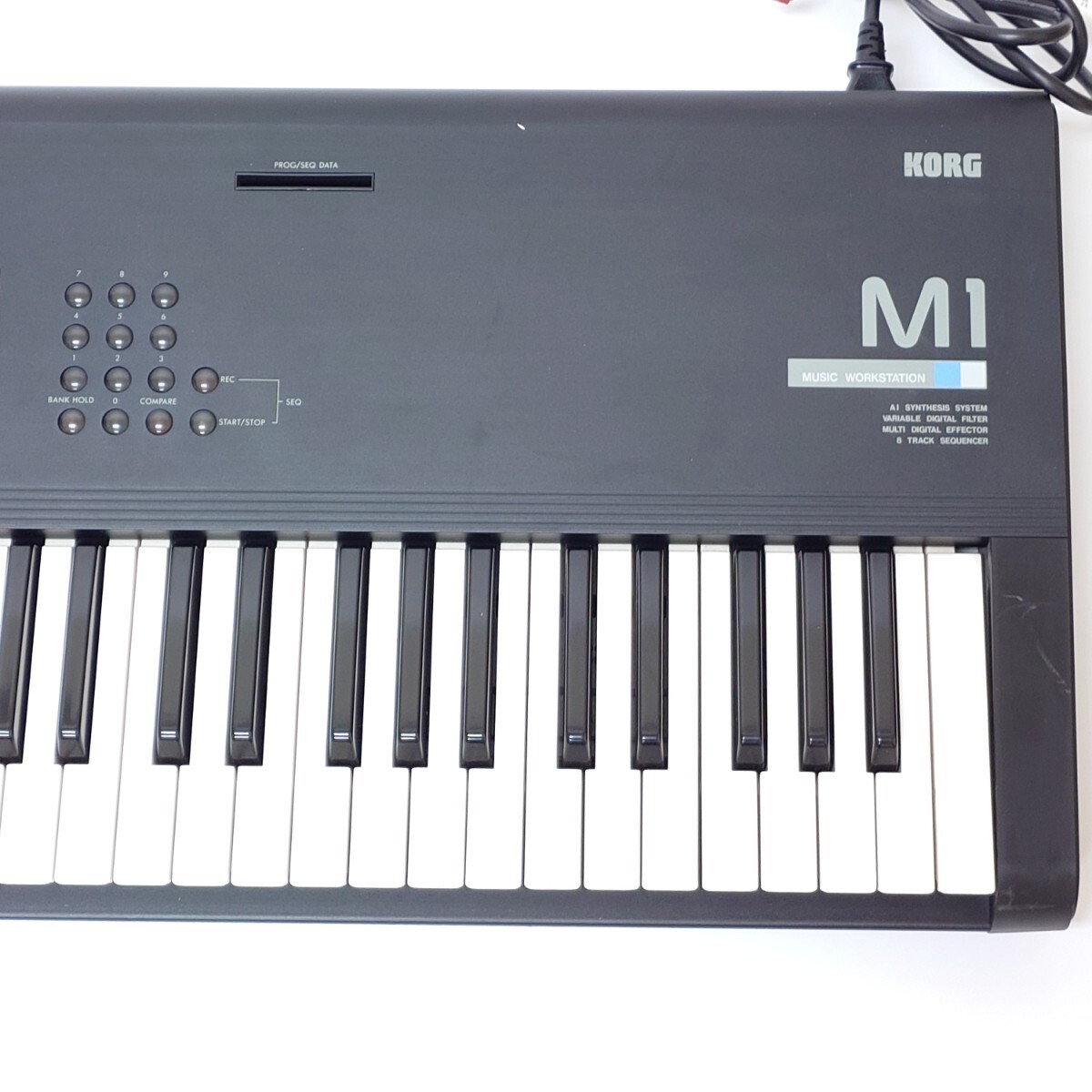 KORG M1 シンセサイザー MUSIC WORKSTATION ミュージックワーク