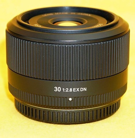 シグマ 30mm F2.8 EX DN [ソニー用] オークション比較 - 価格.com