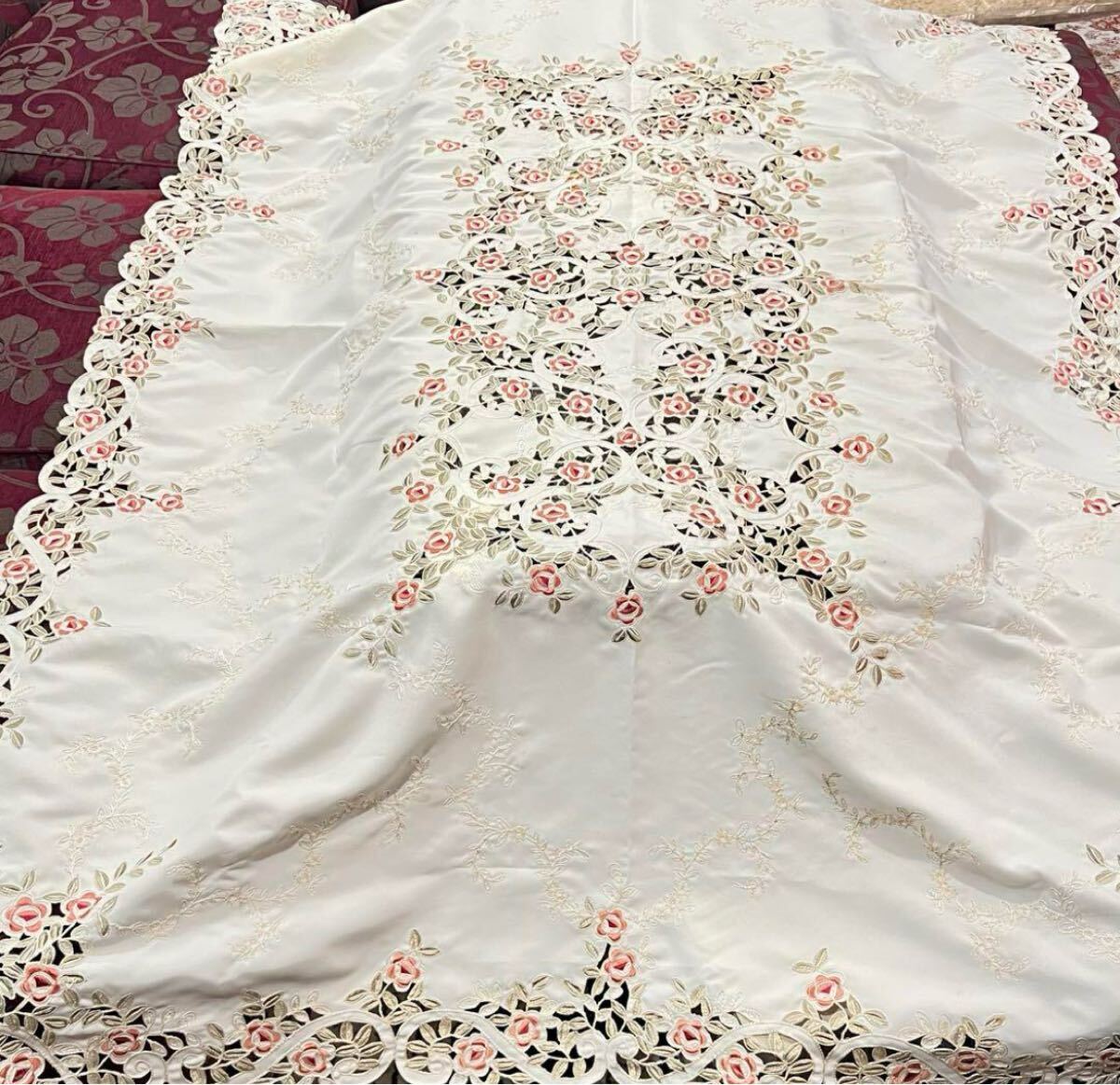 テーブルクロス レース 円形 花柄 手刺繍 フランフラン 可愛い 韓国