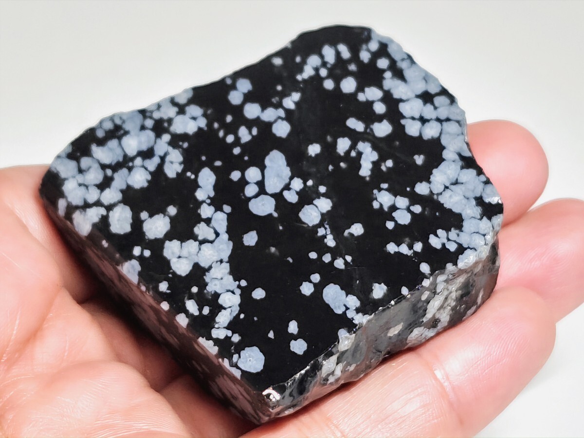 Yahoo!オークション -「スノーフレークオブシディアン」(原石) (岩石