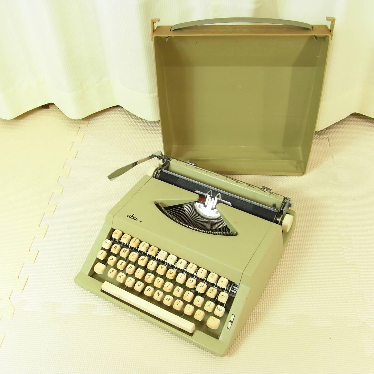 希少】西ドイツ製 ヴィンテージ タイプライター ABC アンティーク ABC