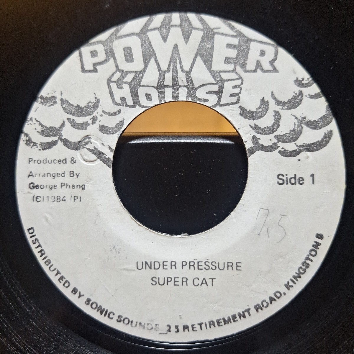 Yahoo!オークション -「under pressure」(レコード) の落札相場・落札価格
