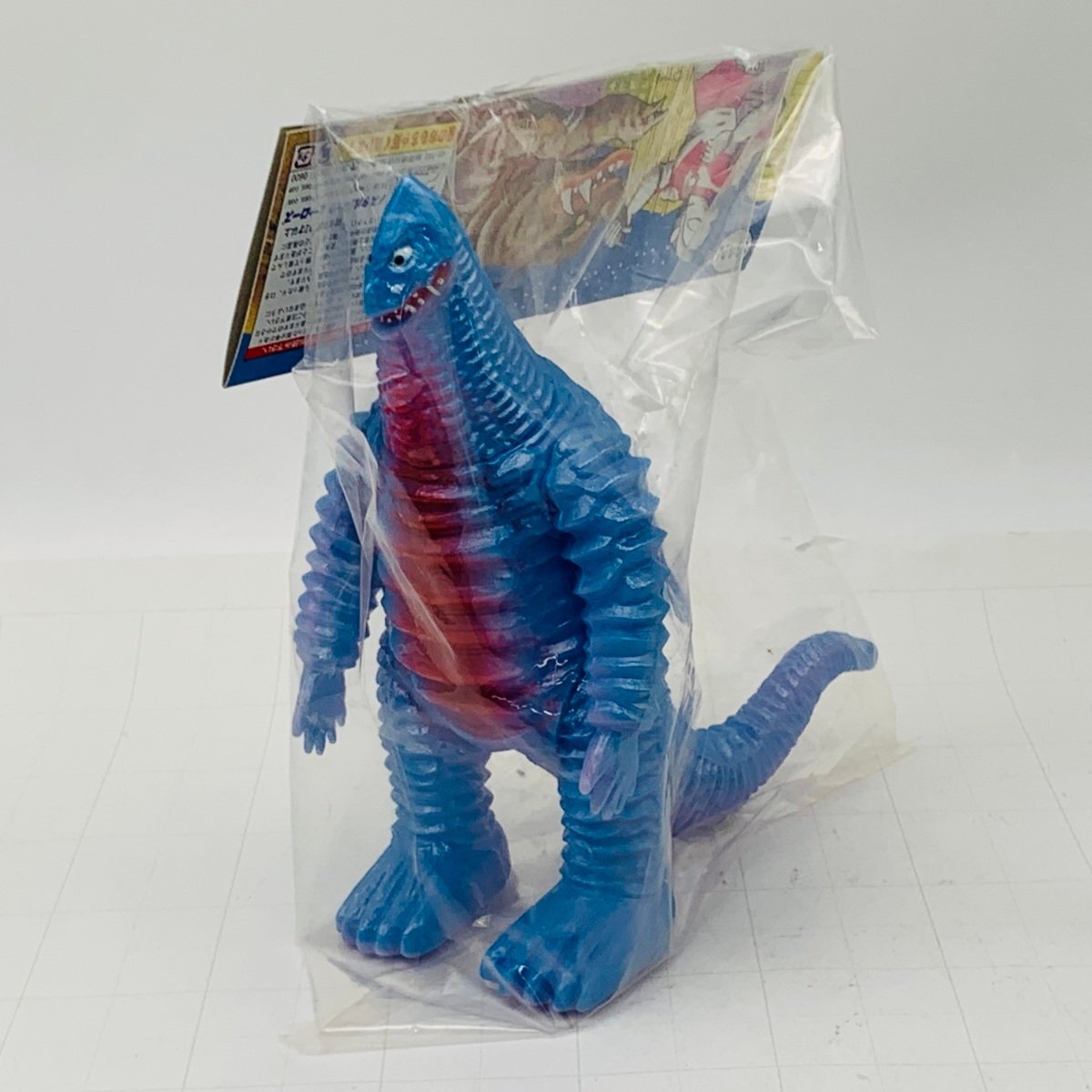 Yahoo!オークション -「ノスタルジックヒーローズ」(ウルトラマン