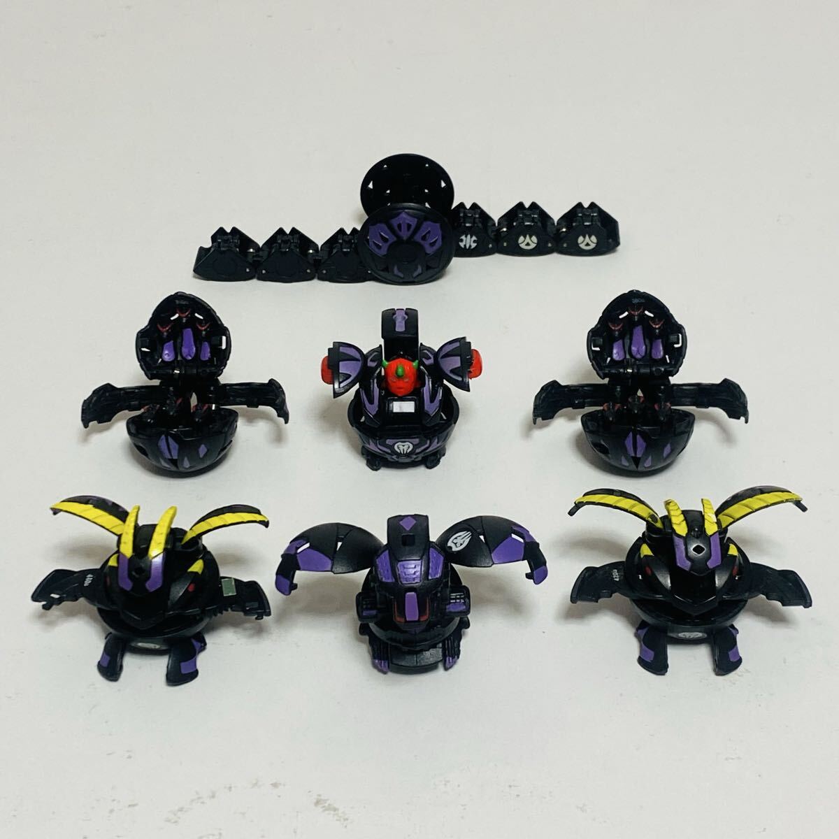 中古品】爆テク 爆丸 5体フィギュアとカードセット 爆丸 爆テク まとめ