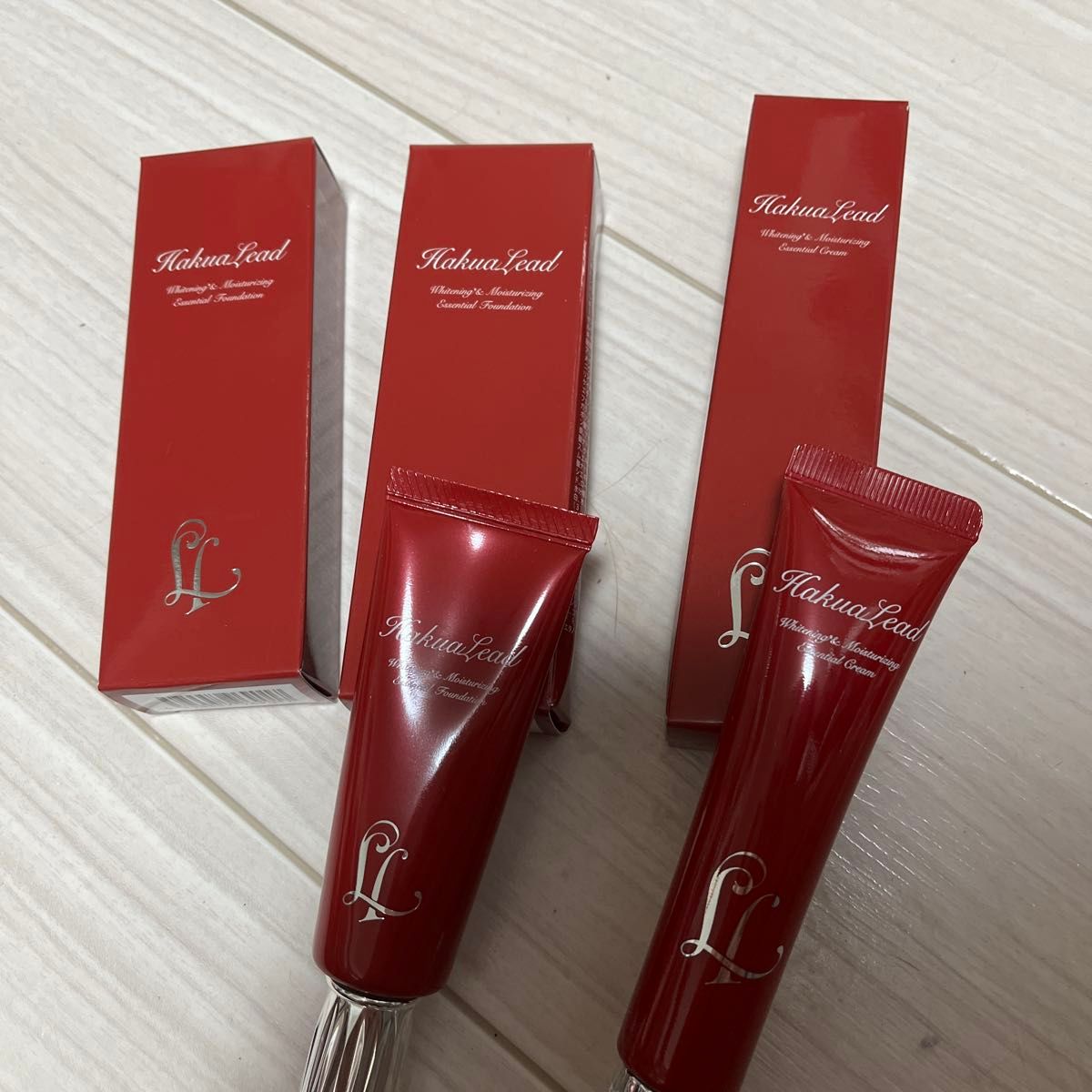 ハクアリード ファンデーション リンクルホワイトクリーム 2点セット