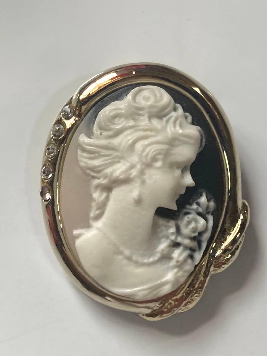Donadio カメオ ペンダントトップ ブローチ イタリア製｜Yahoo!フリマ