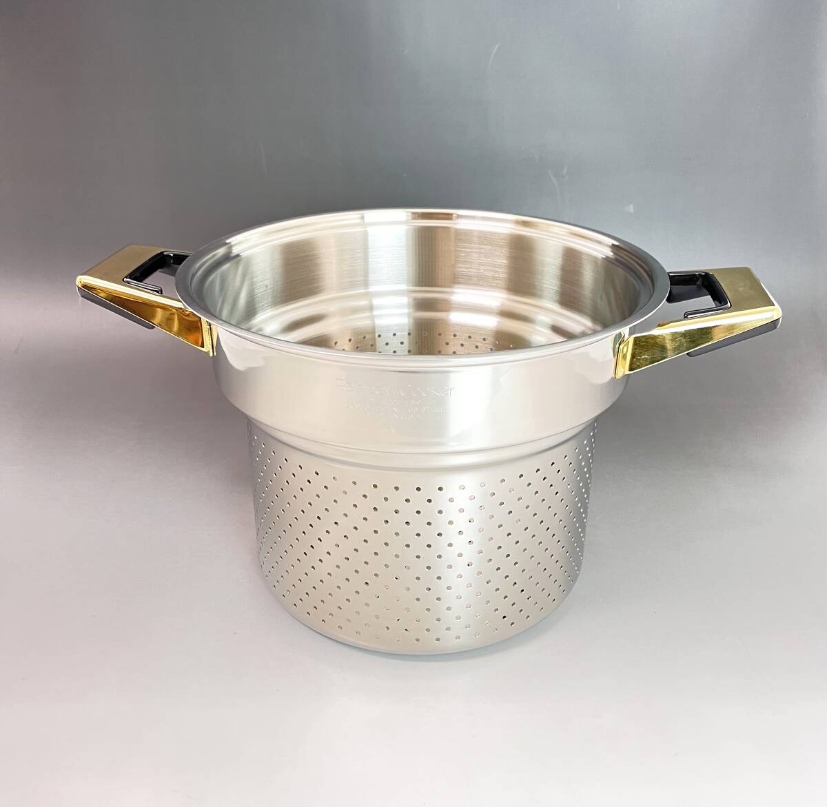 Yahoo!オークション -「タッパーウェア 21cm 寸胴鍋」の落札相場・落札価格