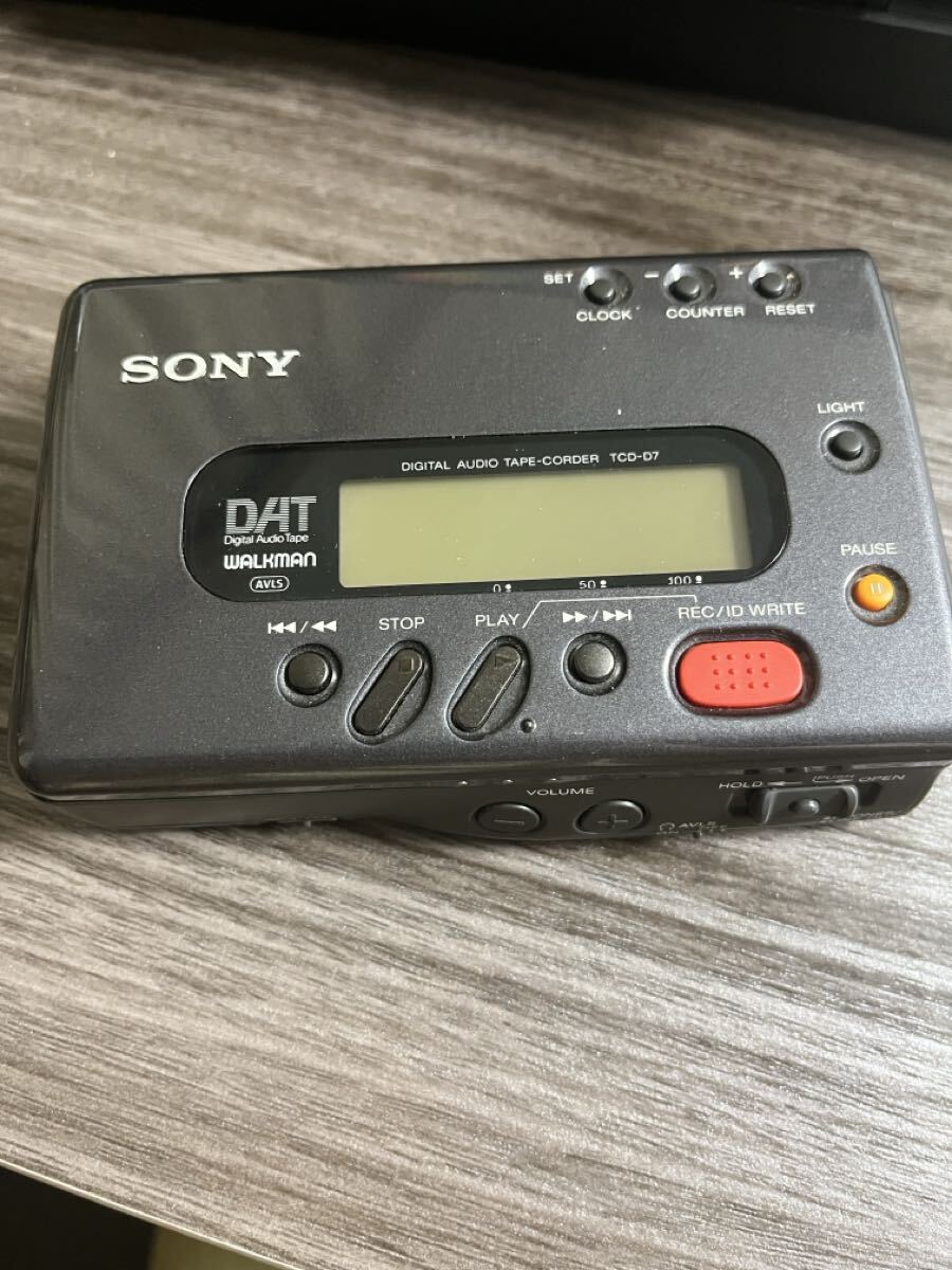 Yahoo!オークション -「sony dat ウォークマン」(カセットプレーヤー