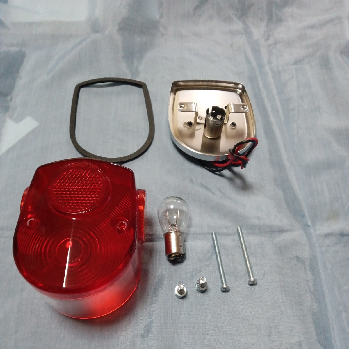 Yahoo!オークション -「tl125」(テールランプ) (社外品)の落札相場