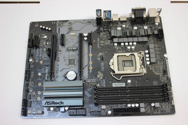 ASRock Z390M Pro4 マザーボードとi59500CPU付メモリー無 ASRock