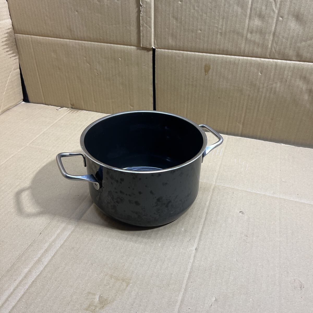 Yahoo!オークション -「シリット 鍋」(両手鍋) (鍋)の落札相場・落札価格