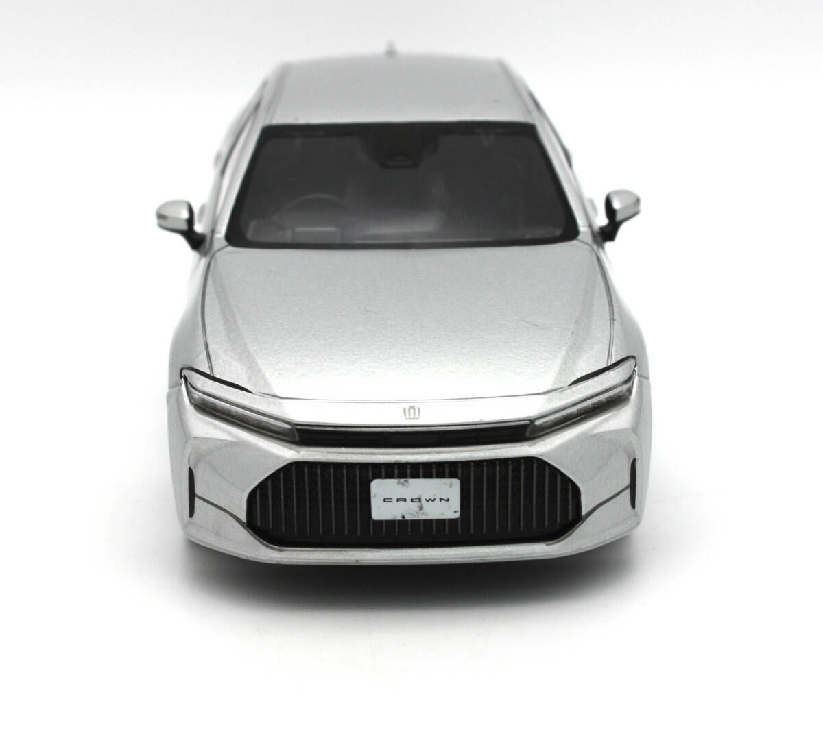 トヨタ 新型クラウンセダン カラーサンプルミニカー プルバックカー 六