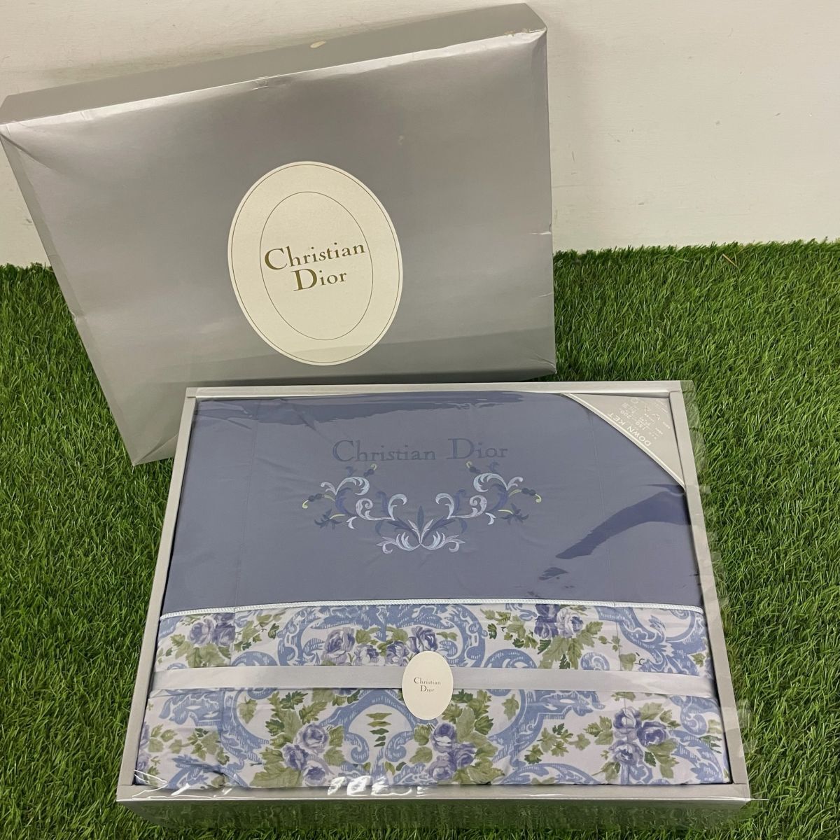 Yahoo!オークション -「クリスチャン ディオール」(布団) (寝具)の落札