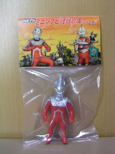 Yahoo!オークション -「max」(ウルトラセブン) (ウルトラマン)の落札