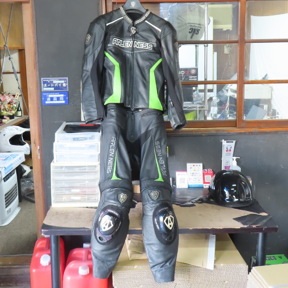 Yahoo!オークション -「arlen ness アレンネス レーシングスーツ」の