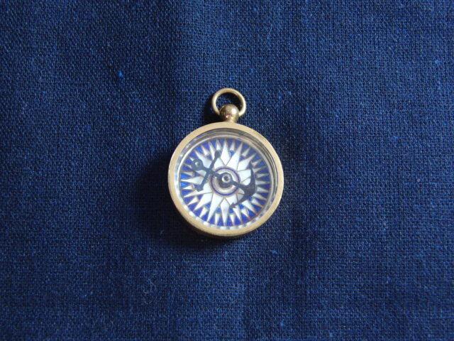 Yahoo!オークション -「日本 軍 方位磁石」(勲章) (徽章)の落札相場