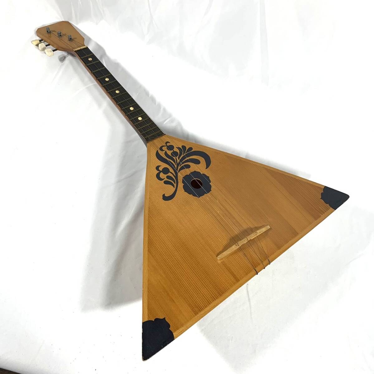 Yahoo!オークション -「バラライカ 楽器」(ホビー、カルチャー) の落札