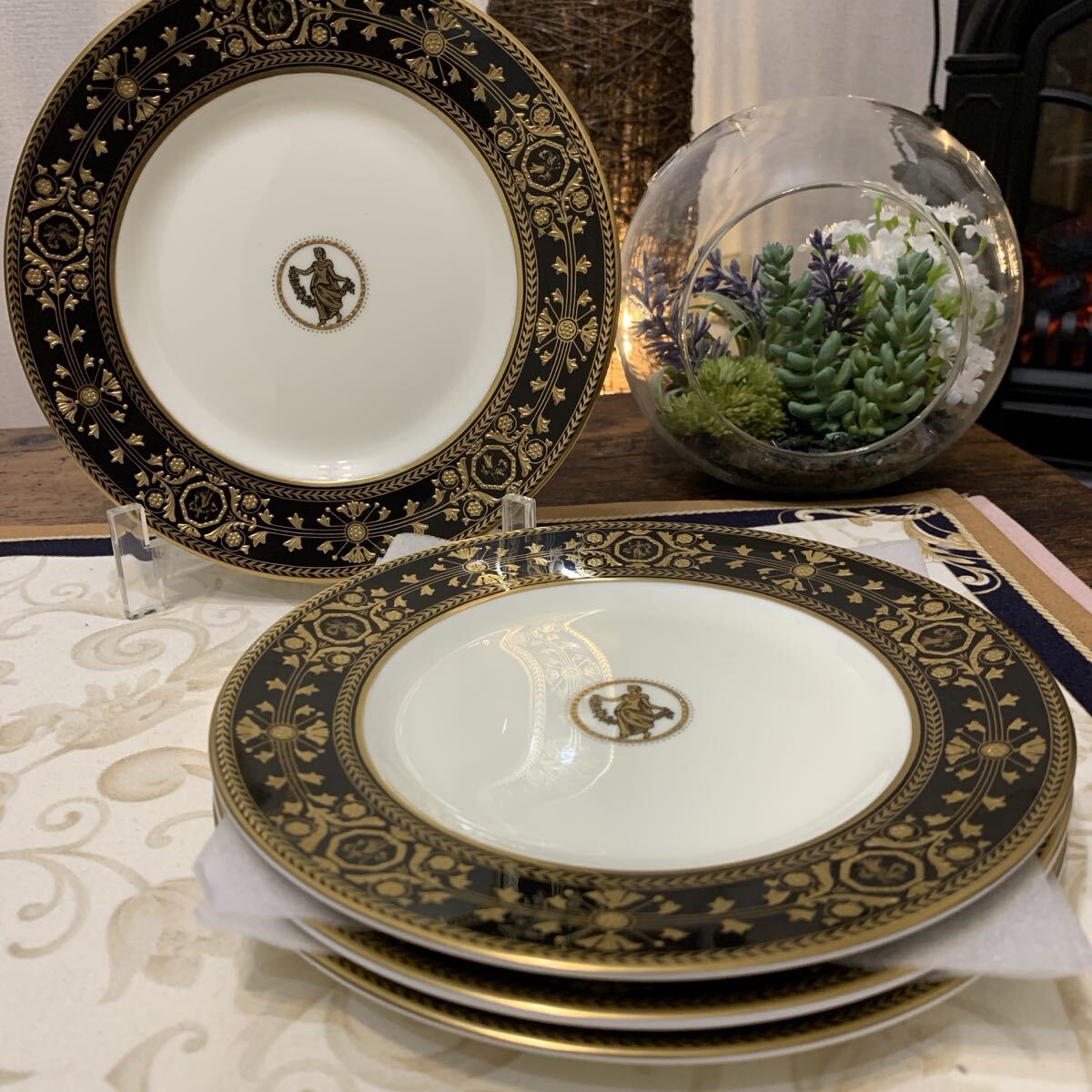 Yahoo!オークション -「ウェッジウッド アストバリー」の落札相場