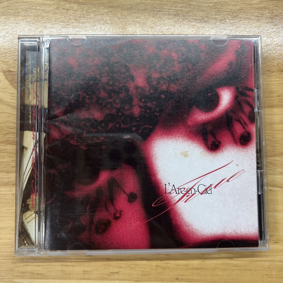 Yahoo!オークション -「true」(L'Arc-en-Ciel) (ら)の落札相場・落札価格