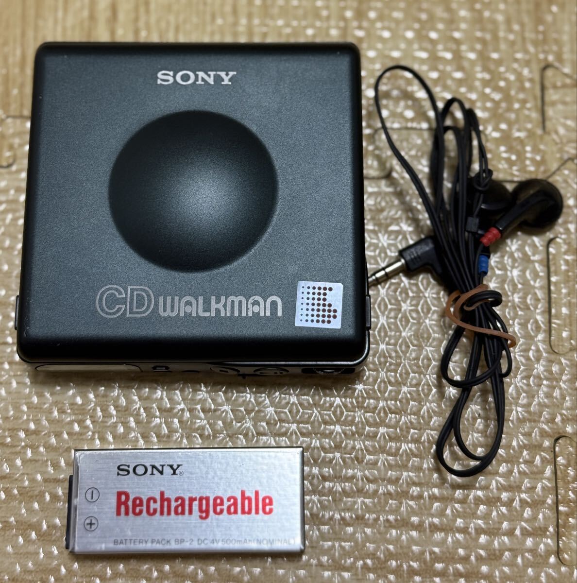 Yahoo!オークション -「sony d-82」(オーディオ機器) の落札相場・落札価格