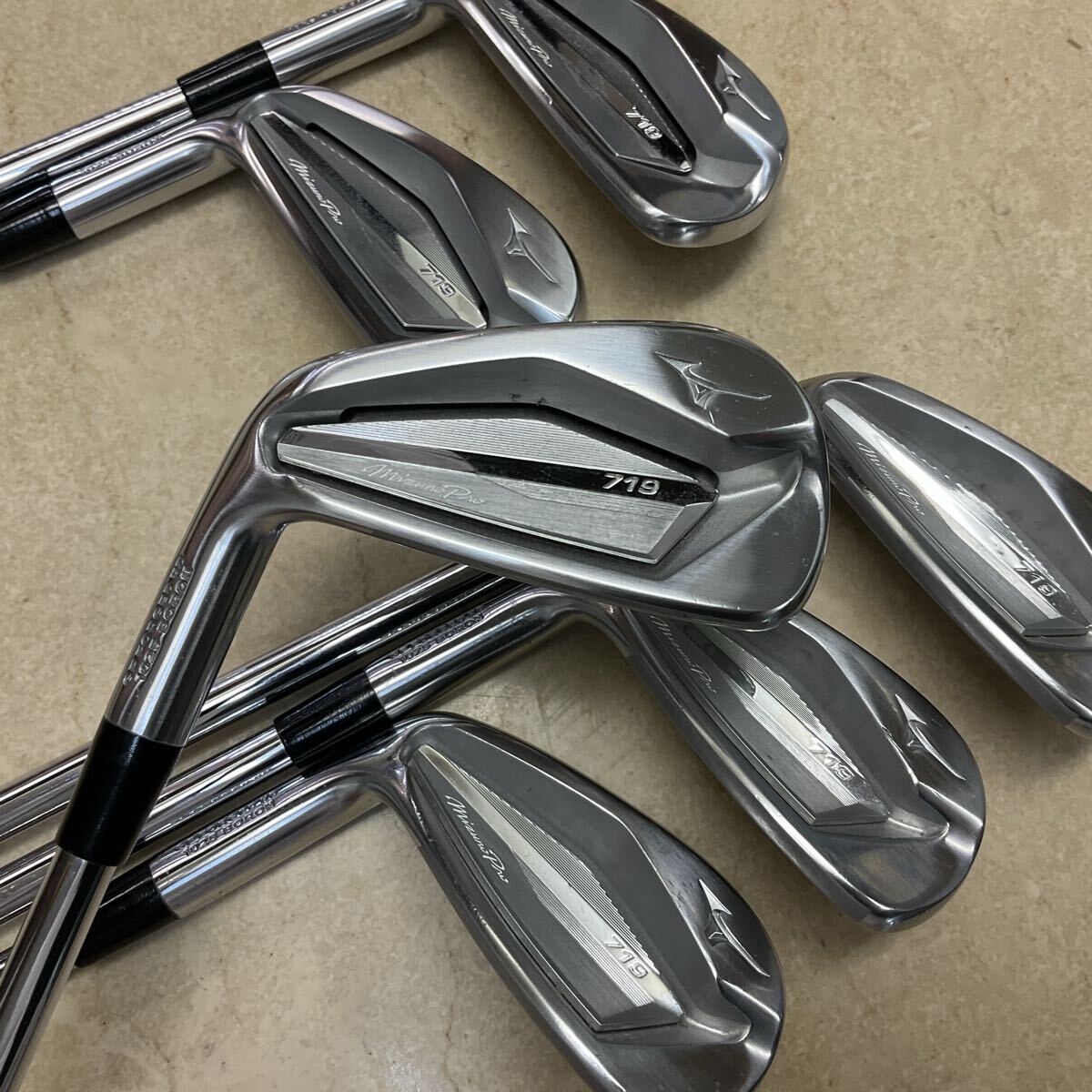 Yahoo!オークション -「ミズノプロ」(アイアン) (男性左きき用)の落札