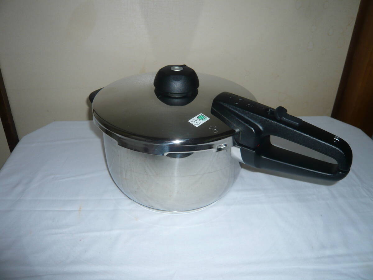 Yahoo!オークション -「フィスラー圧力鍋 4.5l」の落札相場・落札価格