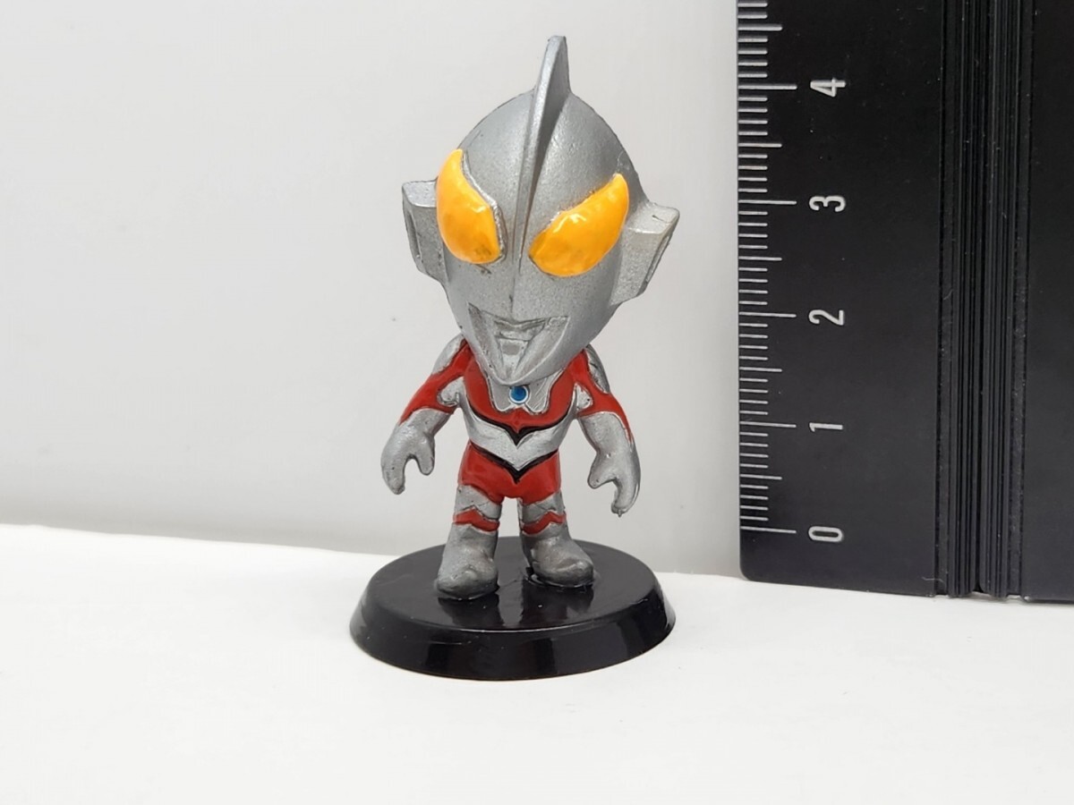 Yahoo!オークション -「特撮ヒーローズ シークレット」(ウルトラマン