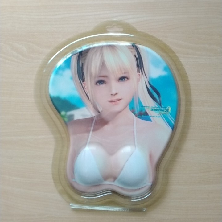 Yahoo!オークション -「dead or alive xtreme 3 マウスパッド」の落札