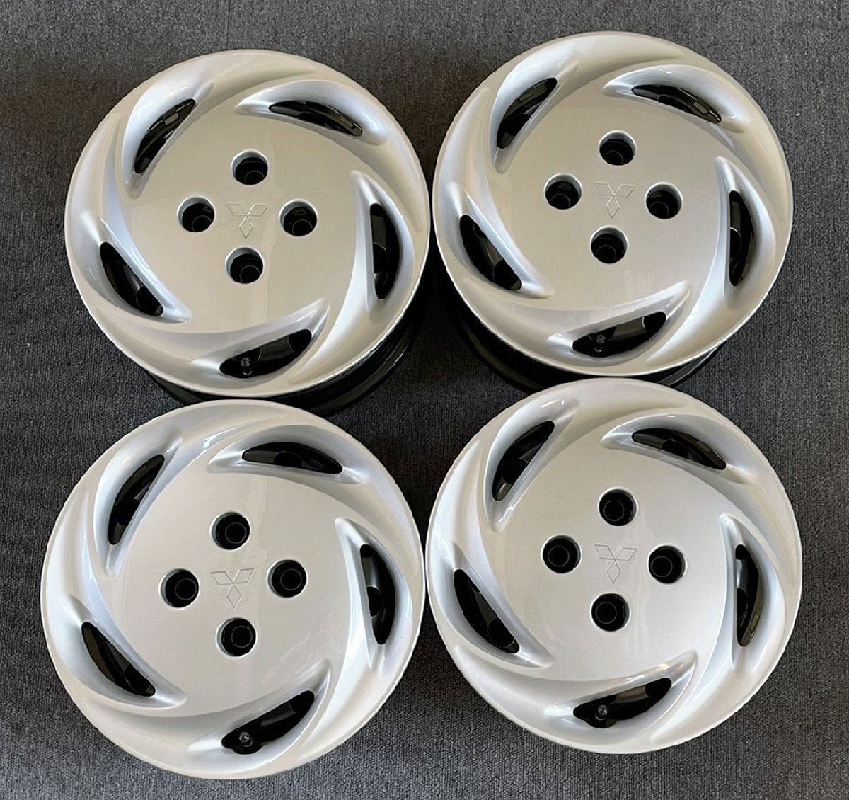 Yahoo!オークション -「三菱純正ホイール13インチ」(4穴) (13インチ)の