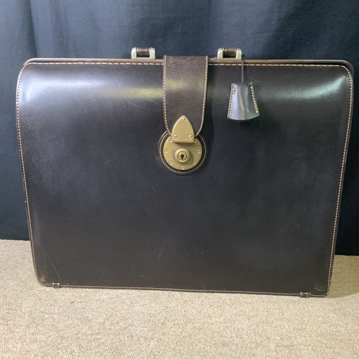 Yahoo!オークション -「土屋鞄 ダレス」の落札相場・落札価格