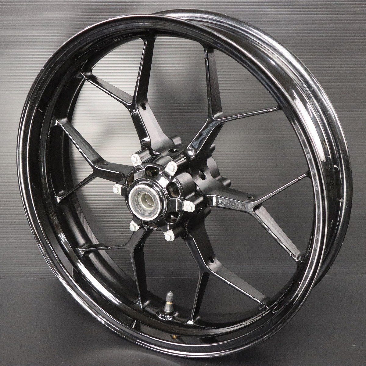 Yahoo!オークション -「cbr600rr pc40 ホイール」の落札相場・落札価格