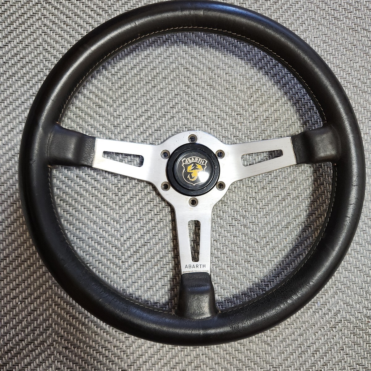 Yahoo!オークション -「abarth アバルト」(その他) (ステアリング)の