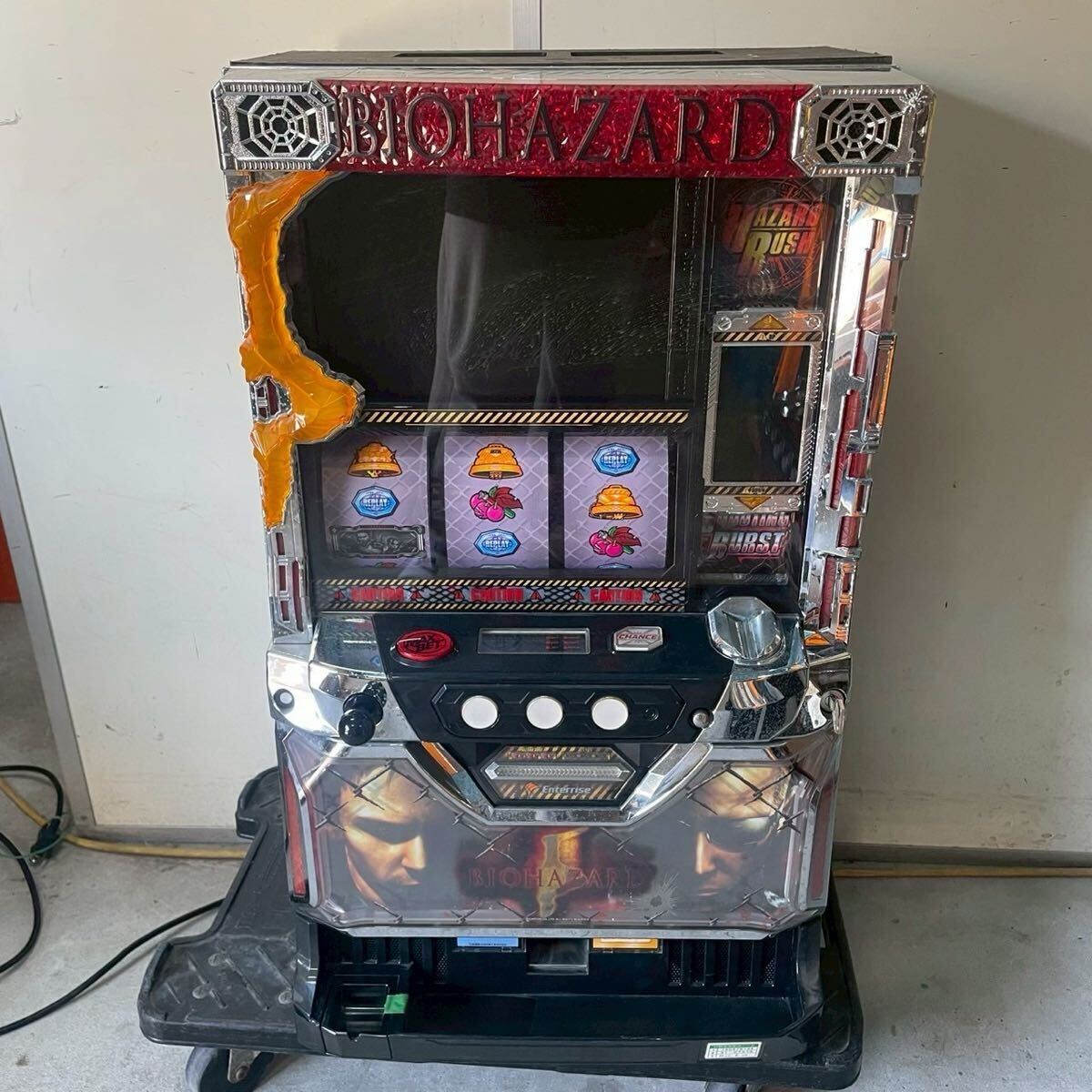 Yahoo!オークション -「パチスロ 実機 バイオハザード 5」の落札相場