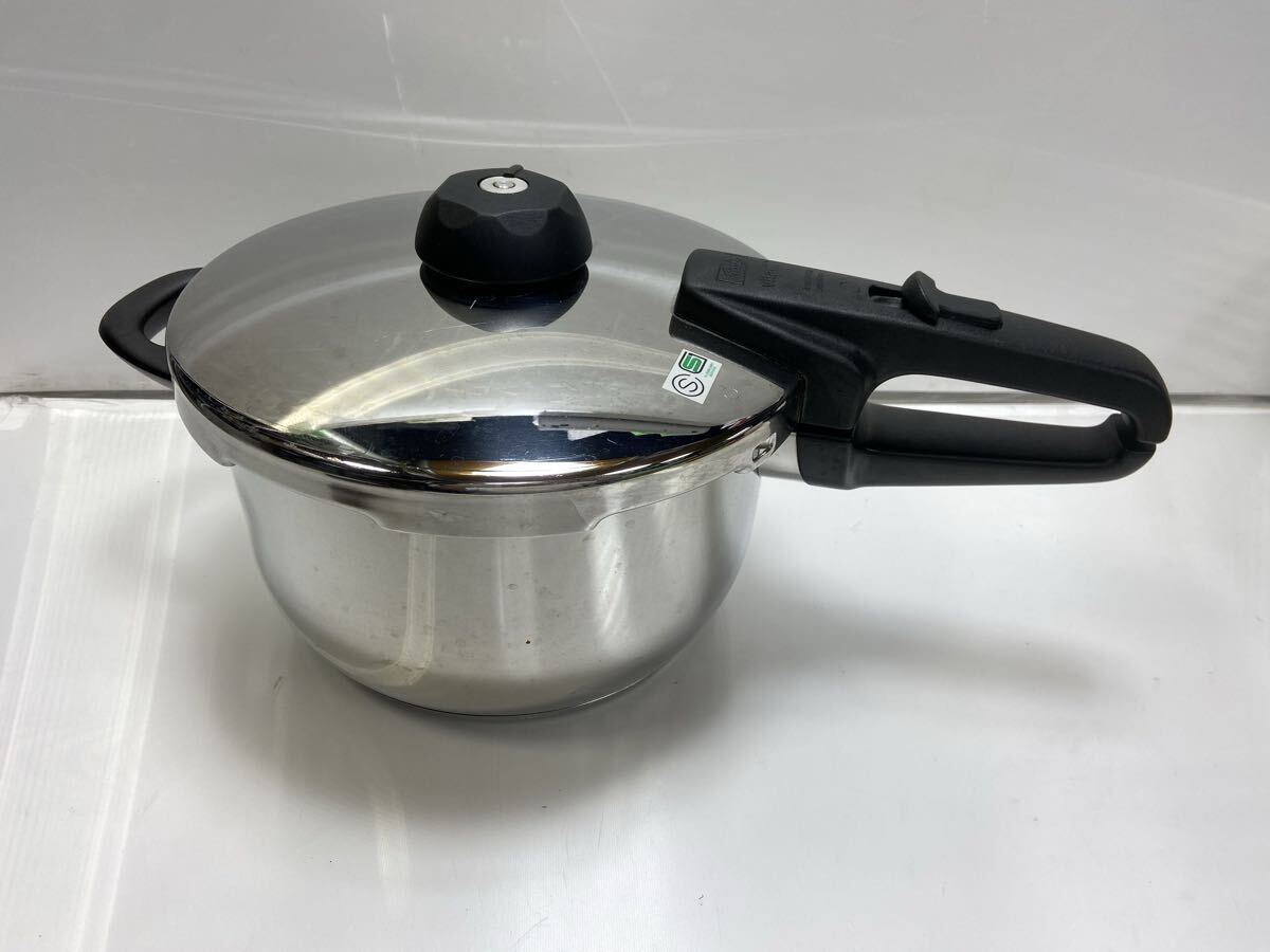 Yahoo!オークション -「フィスラー 圧力鍋 4.5l」(鍋) (調理器具)の