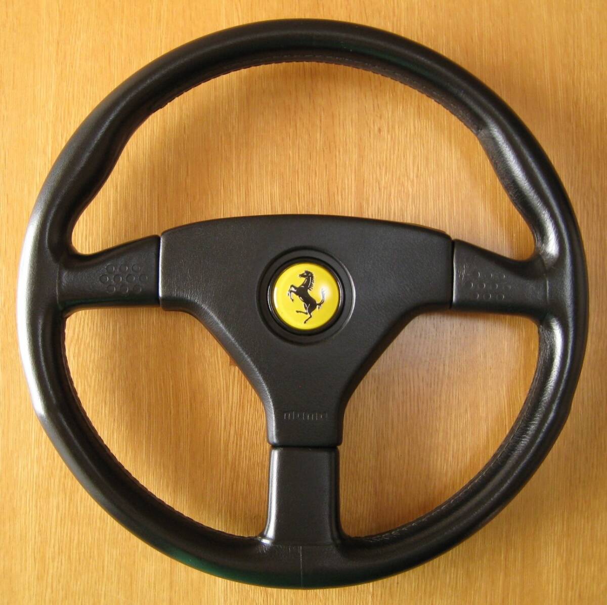 Yahoo!オークション -「モモ ギブリ3」(モモ) (ステアリング)の落札