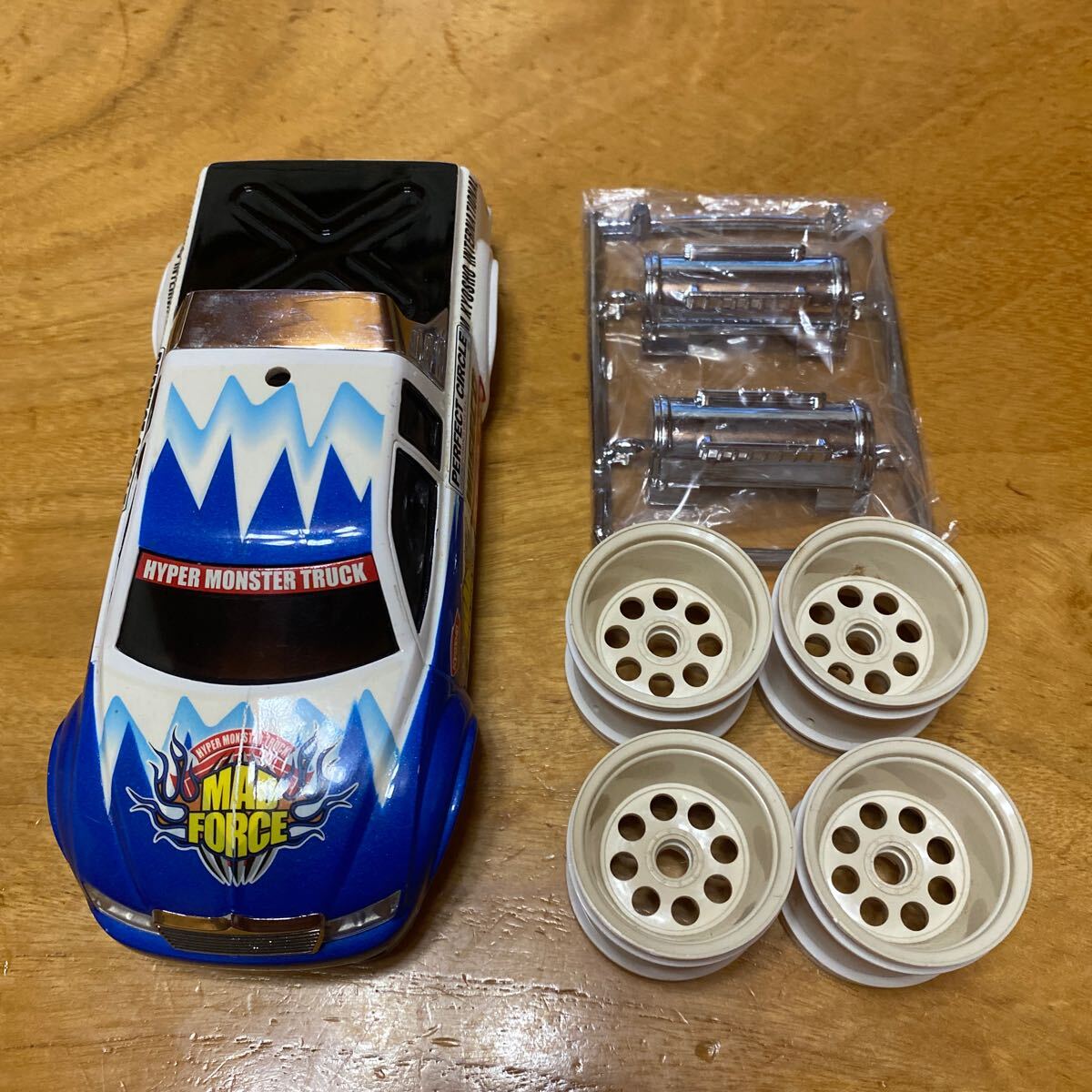 Yahoo!オークション -「ミニッツモンスター」の落札相場・落札価格