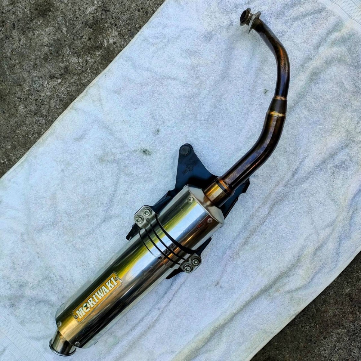 Yahoo!オークション -「jf19 リード110 マフラー」の落札相場・落札価格