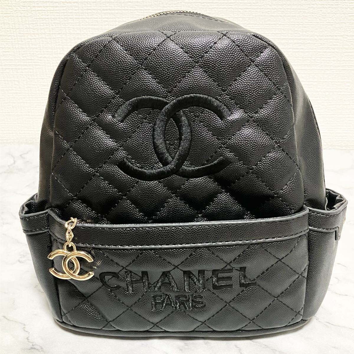 Yahoo!オークション -「シャネル ノベルティー リュック」の落札相場